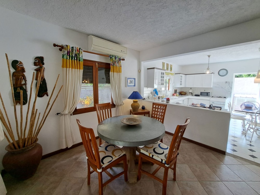 House to rent in Trou aux Biches, Mauritius - MPR1735108