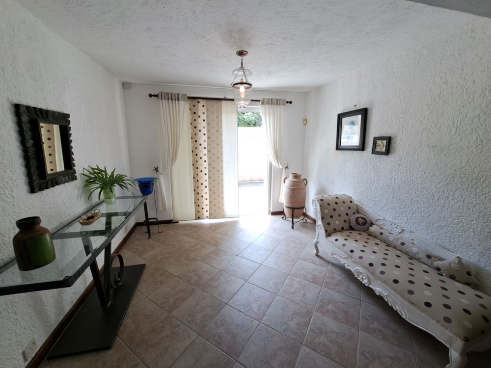 House to rent in Trou aux Biches, Mauritius - MPR1735108