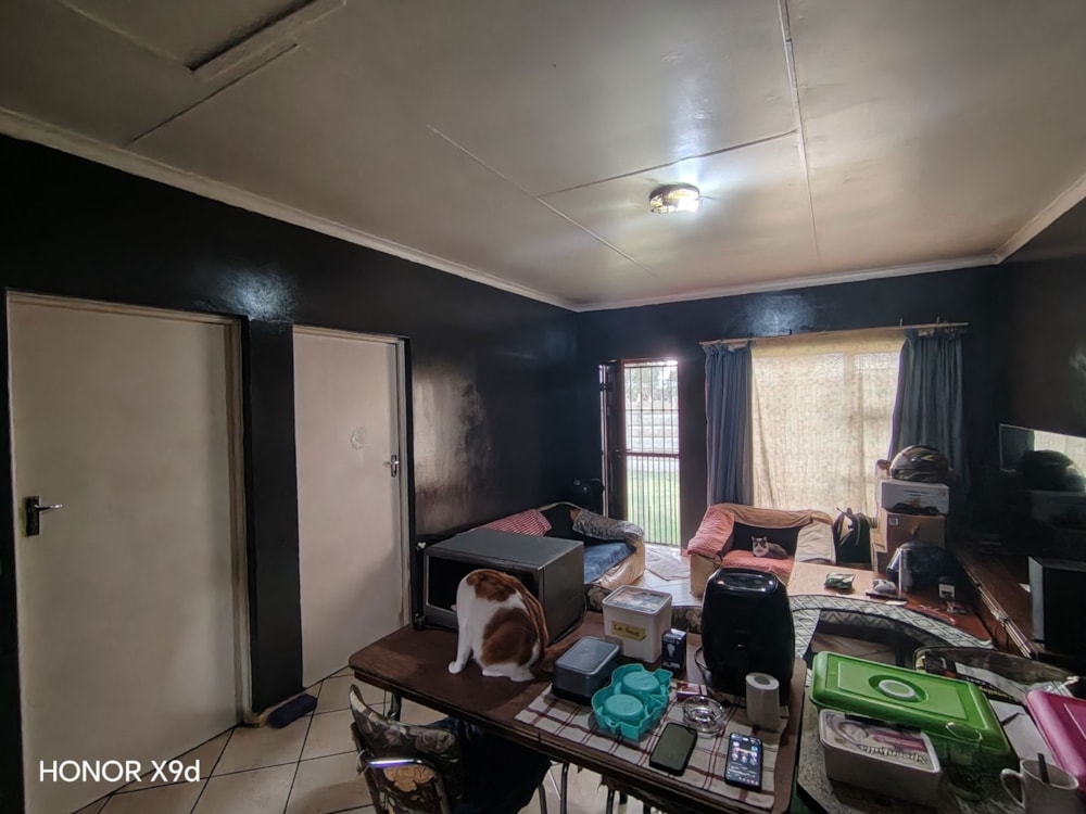 Townhouse to rent in Riversdale, Meyerton - 1VT1735148