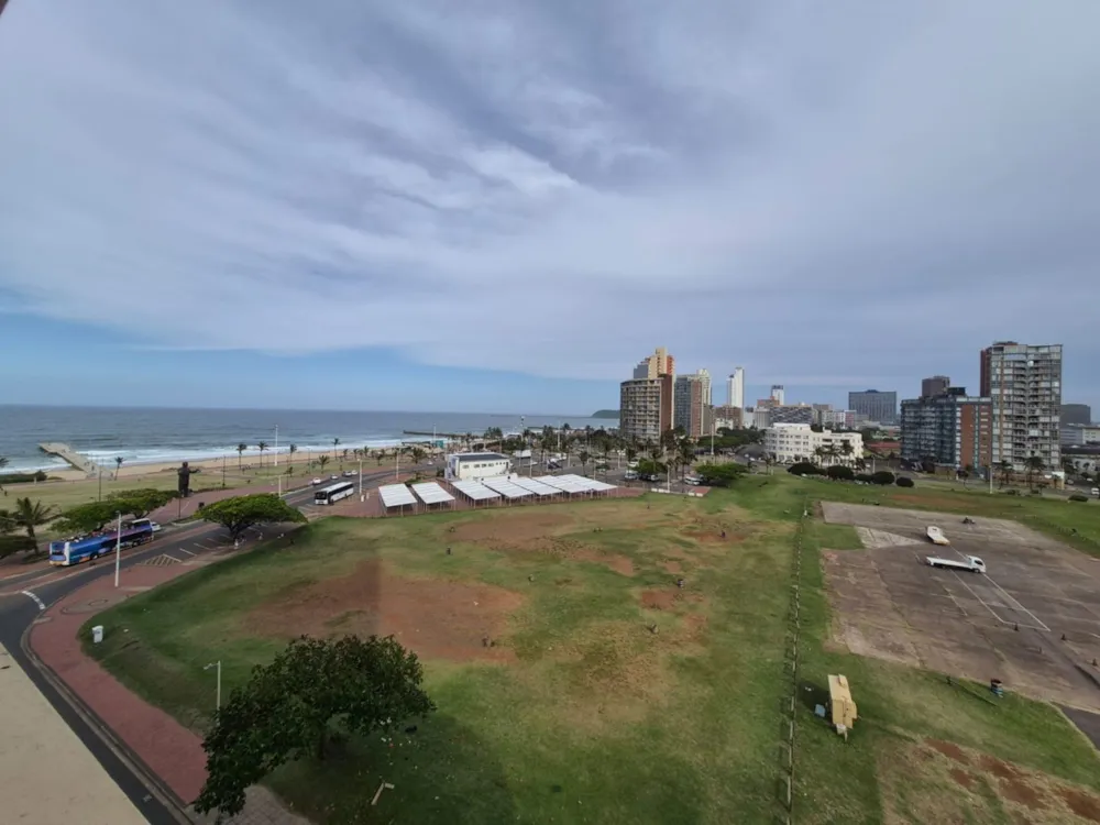 Apartment for sale in North Beach Durban - 1DA1735179 Apartment for sale in North Beach Durban - 1DA1735179