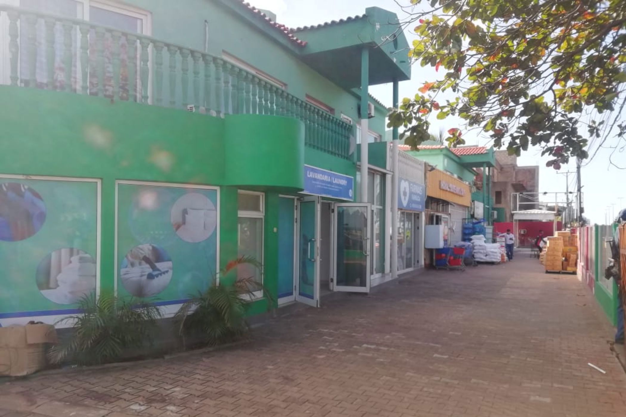 Commercial retail property to rent in Maputo , Mozambique - 3MQ1735149