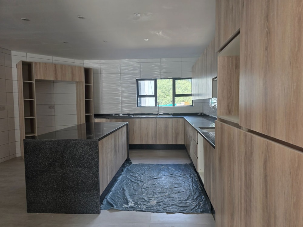 Double-storey cluster to rent in Broadhurst, Botswana - 3BO1735166