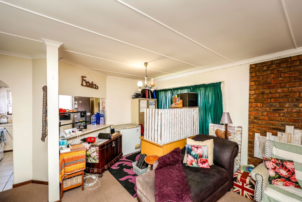 Townhouse to rent in Beacon Bay - 1EZ1735155