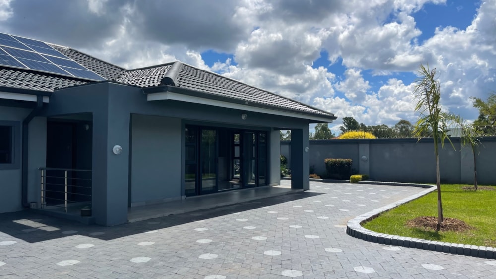 House to rent in Highlands, Zimbabwe - 3ZB1735163 House to rent in Highlands, Zimbabwe - 3ZB1735163