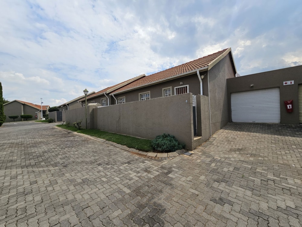 Townhouse for sale in Heidelberg, Gauteng - 1SP1735340