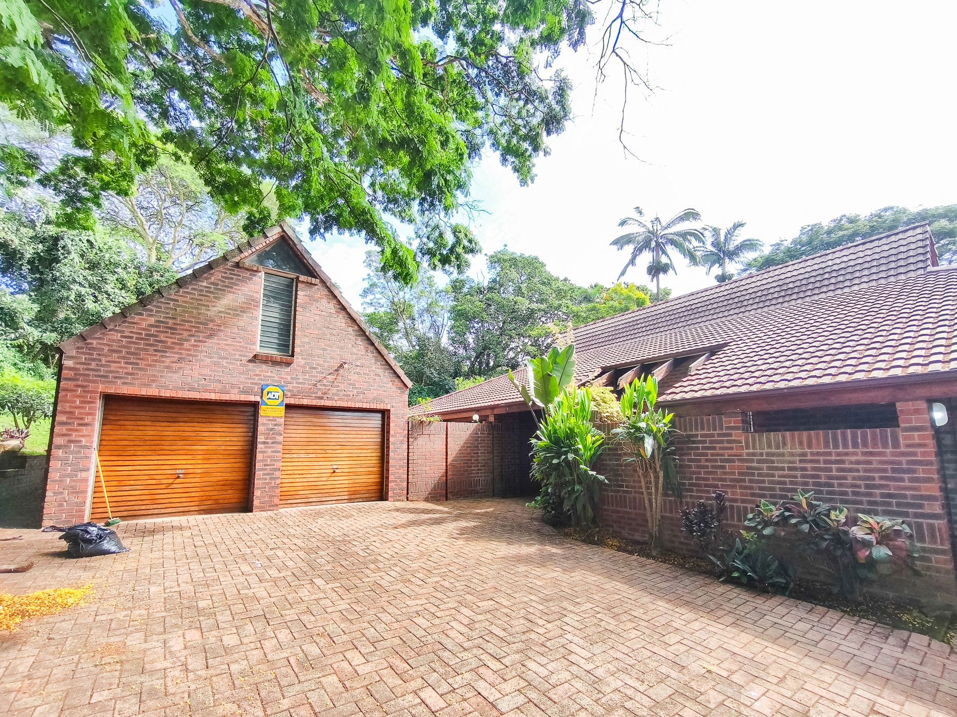 House to rent in Kloof - 1KF1735210