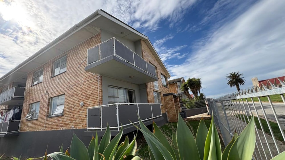 Apartment for sale in Sydenham, Port Elizabeth, Gqeberha - 1PLZ1735211 Apartment for sale in Sydenham, Port Elizabeth, Gqeberha - 1PLZ1735211