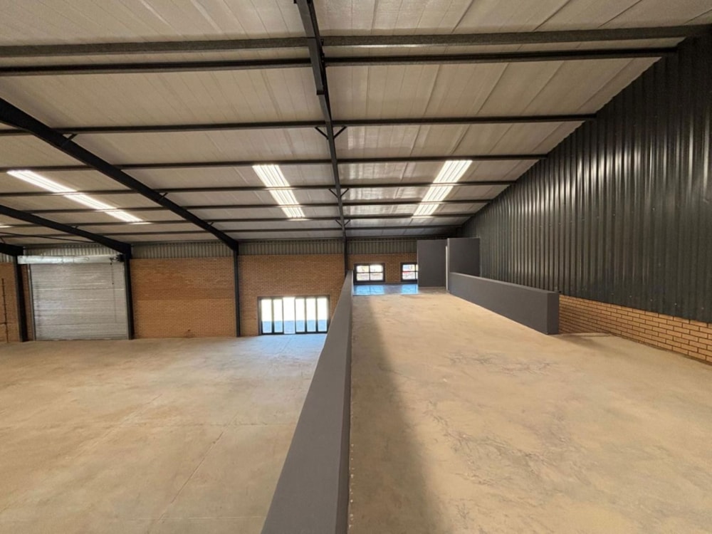 Commercial Building to rent in Mkondeni - 1PM1735226