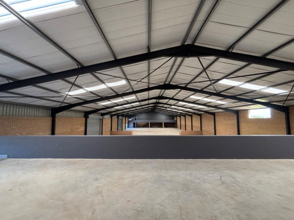 Commercial Building to rent in Mkondeni - 1PM1735226