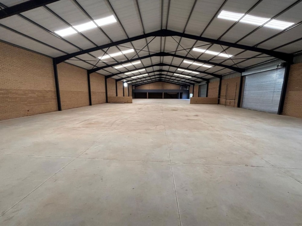 Commercial Building to rent in Mkondeni - 1PM1735226