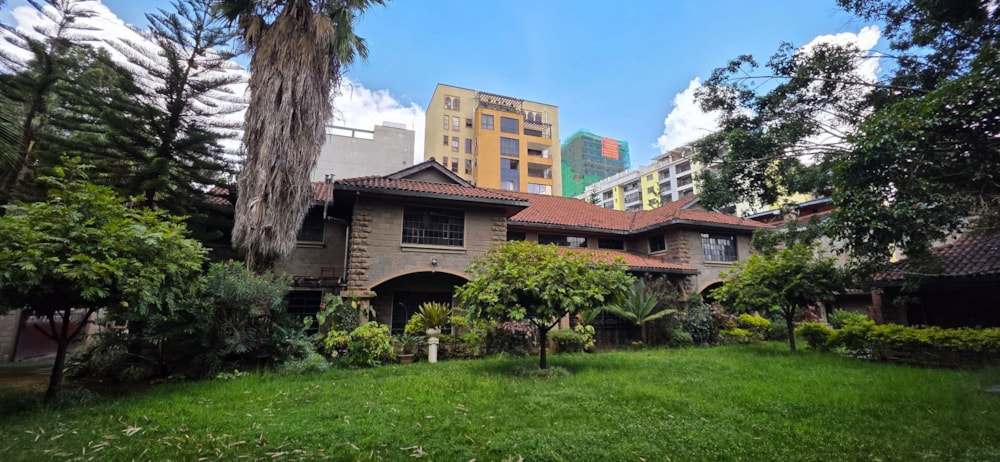 Commercial vacant land for sale in Kilimani, Kenya - 3KE1735707 Commercial vacant land for sale in Kilimani, Kenya - 3KE1735707
