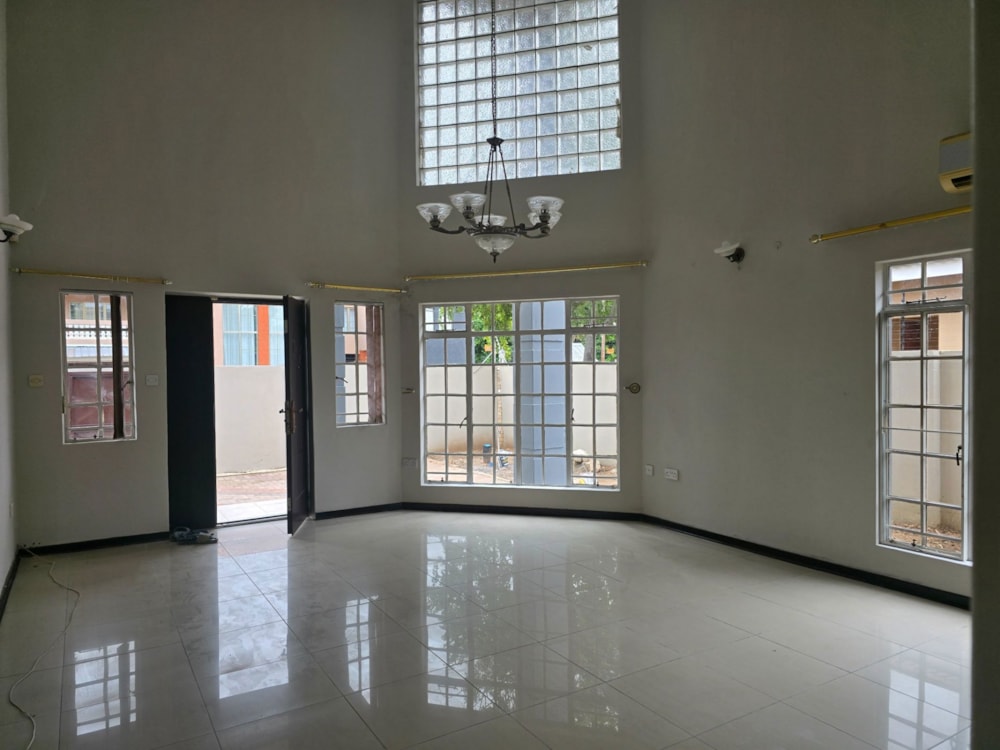 House for sale in Phakalane, Botswana - 3BO1735280