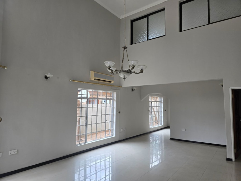 House for sale in Phakalane, Botswana - 3BO1735280