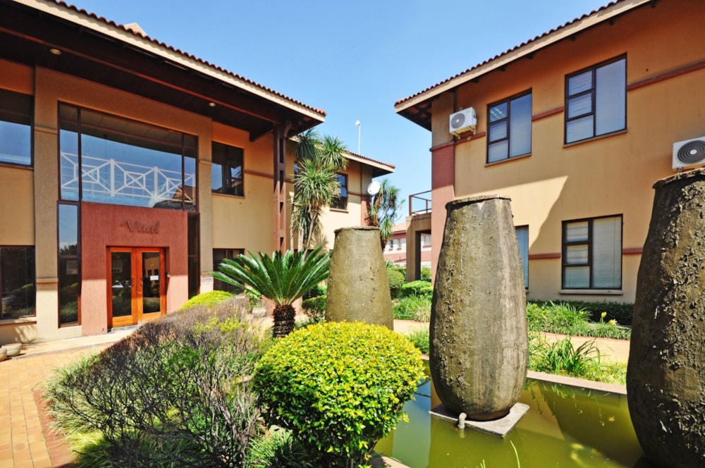 Commercial Building for sale in Three Rivers Proper - 1VT1738021