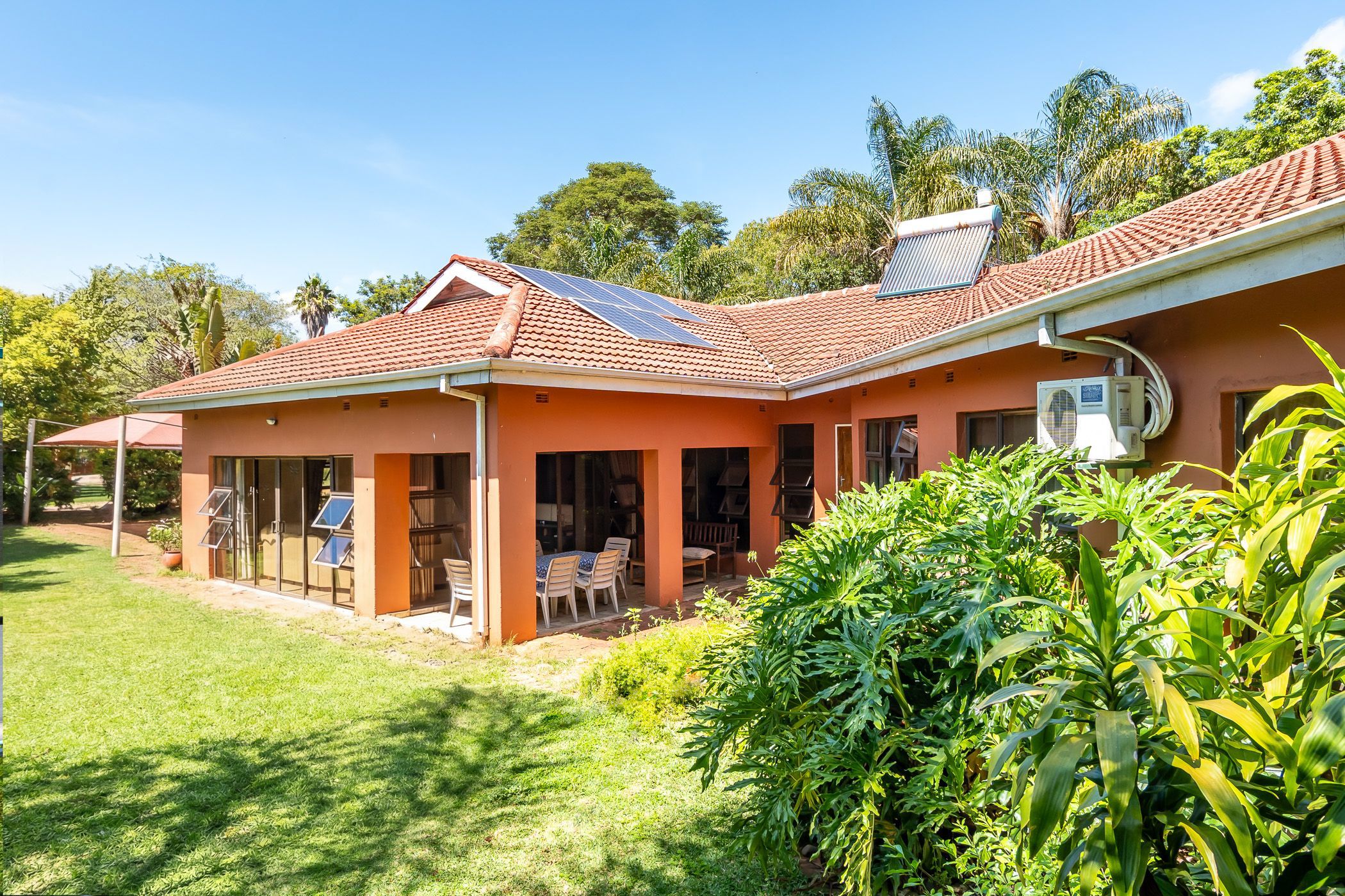 House for sale in Borrowdale Brooke, Zimbabwe - 3ZB1735346