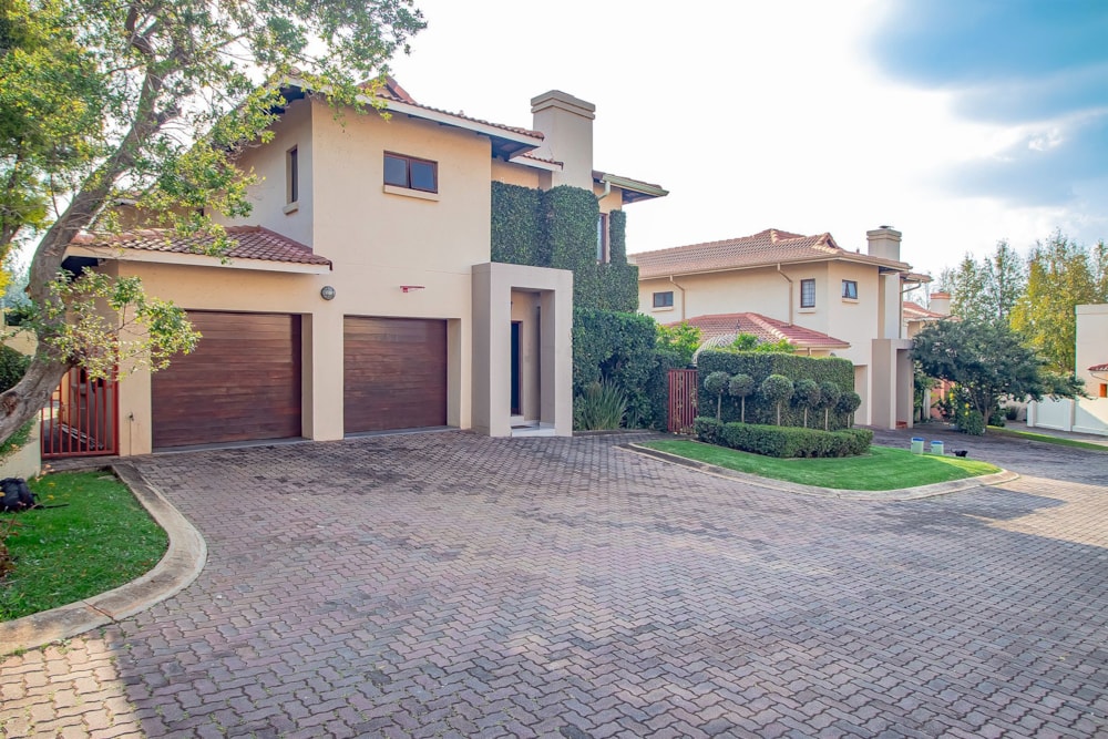 Double-storey house for sale in Midstream Estate - CN1736698