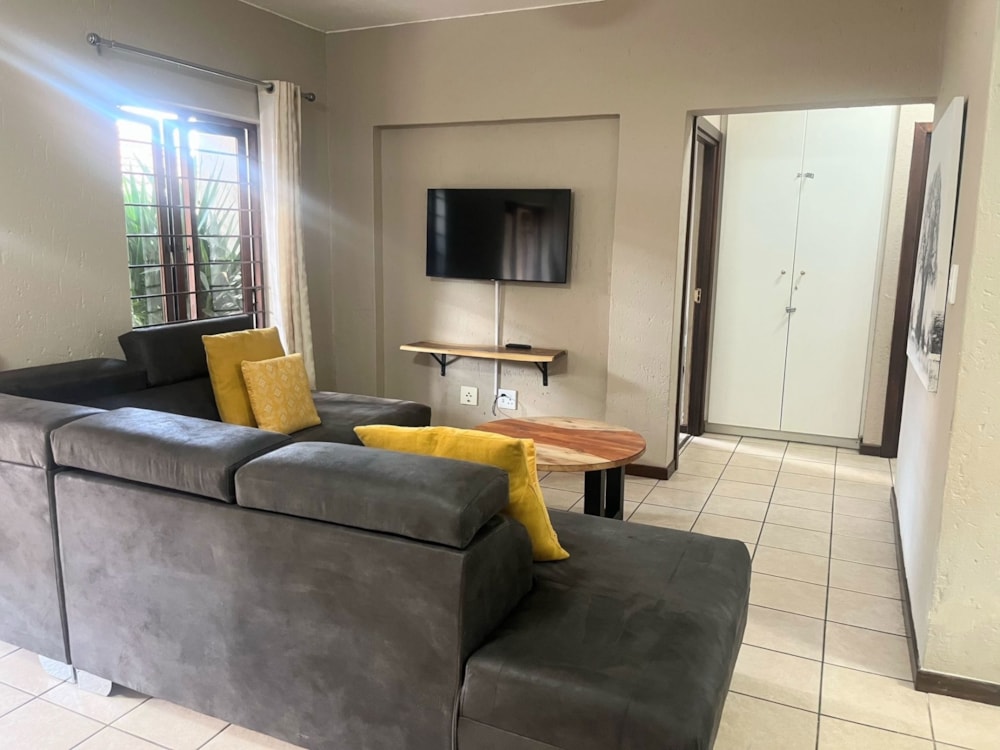 Apartment to rent in Broadacres - FYL1735428