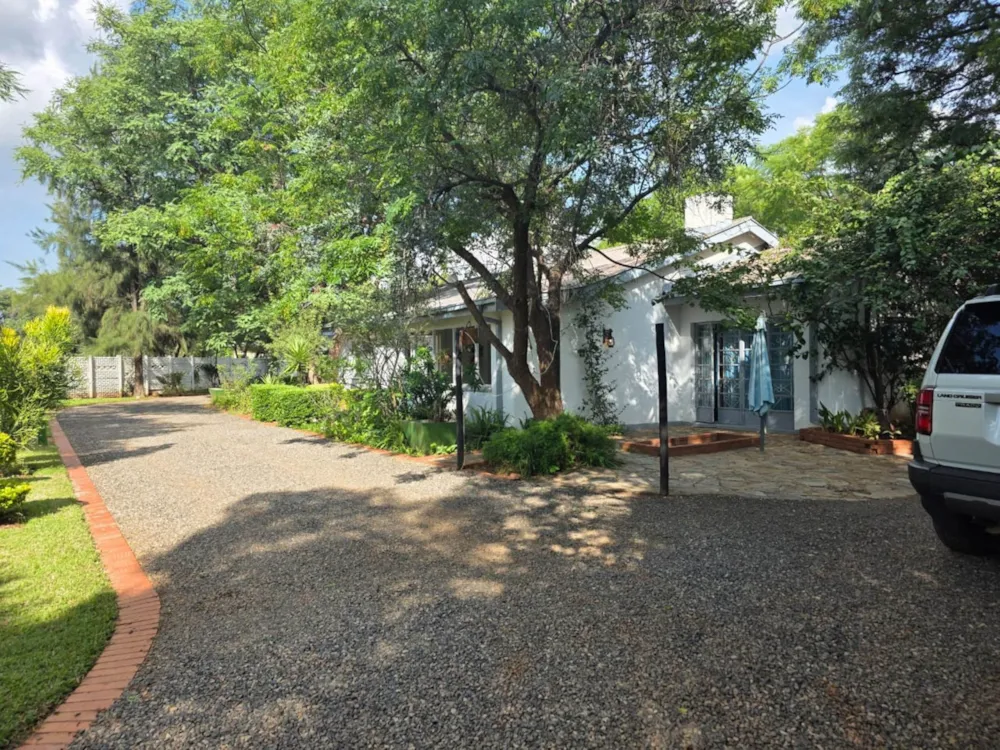 House for sale in Lobatse, Botswana - 3BO1735427 House for sale in Lobatse, Botswana - 3BO1735427