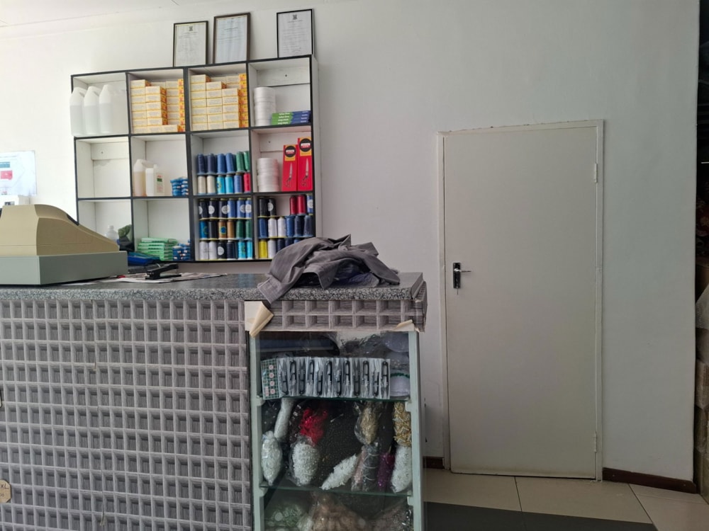 Commercial retail property to rent in Extension 2, Gaborone West, Botswana - 3BO1735433 Commercial retail property to rent in Extension 2, Gaborone West, Botswana - 3BO1735433