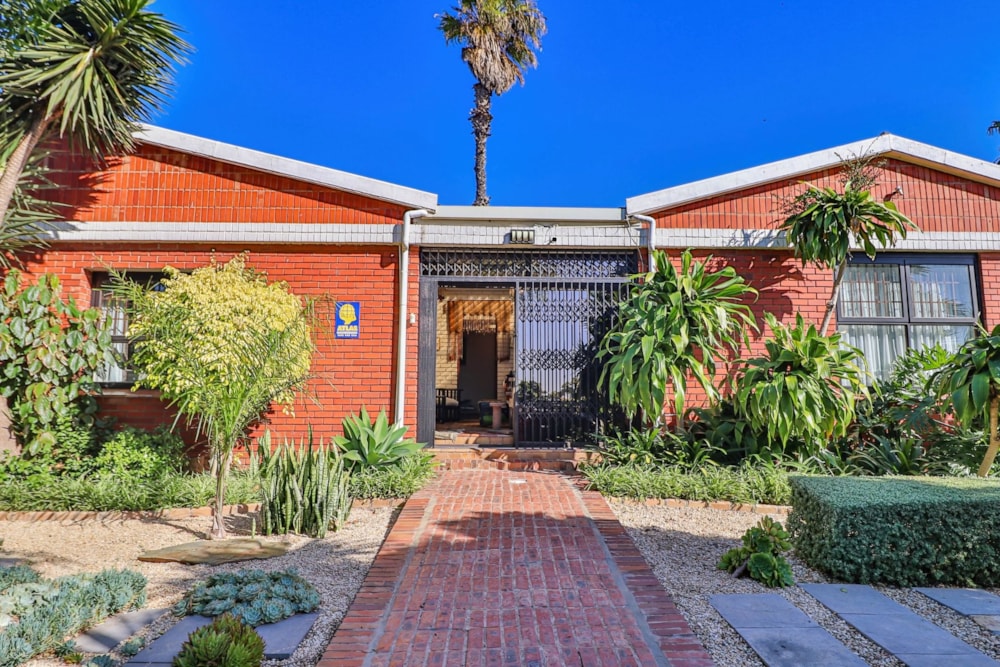 House for sale in Bluewater Bay, Port Elizabeth, Gqeberha - 1PLZ1735940