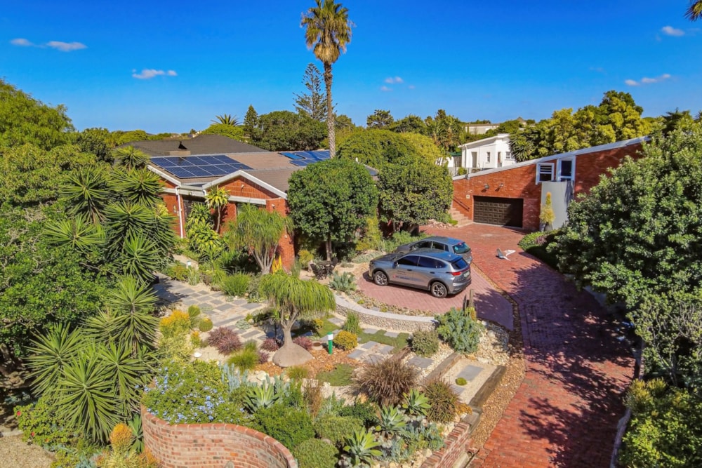 House for sale in Bluewater Bay, Port Elizabeth, Gqeberha - 1PLZ1735940