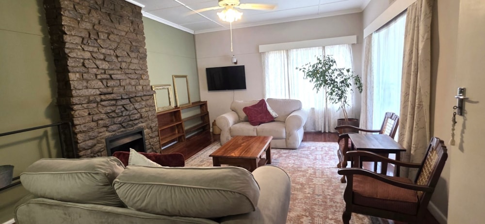 House for sale in Cradock - 1KK1735540