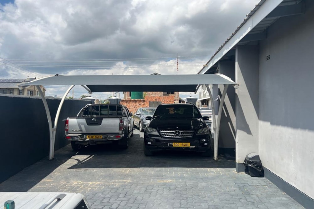 Townhouse for sale in Arlington, Zimbabwe - 3ZB1735917