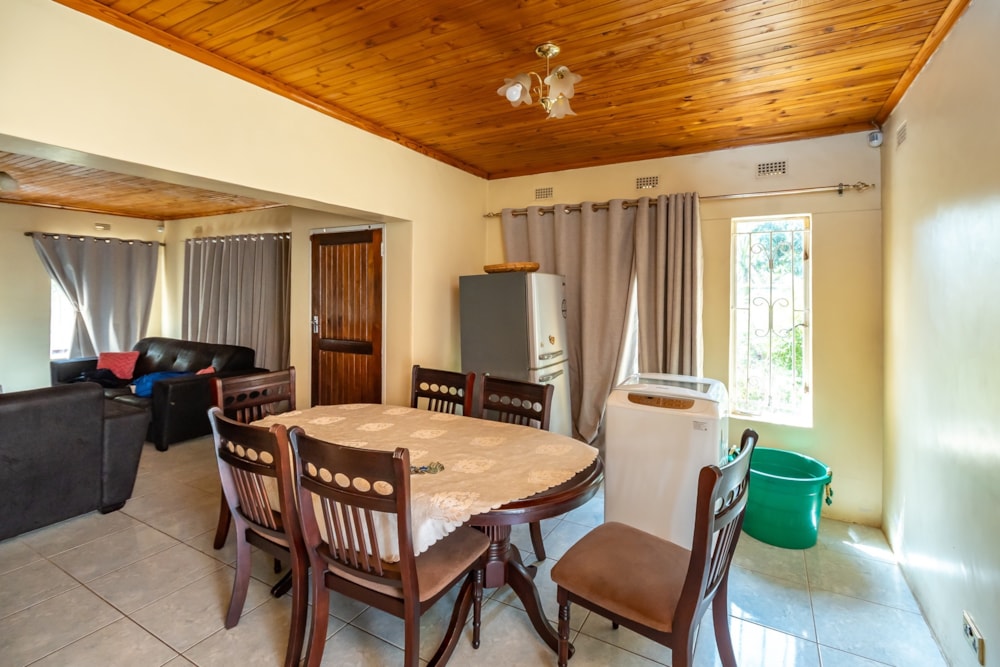 House for sale in Waterfalls, Zimbabwe - 3ZB1735516