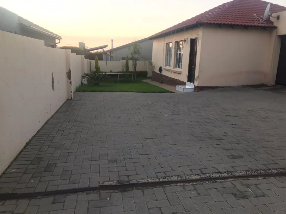 House to rent in Ben Fleur - 1WD1735526