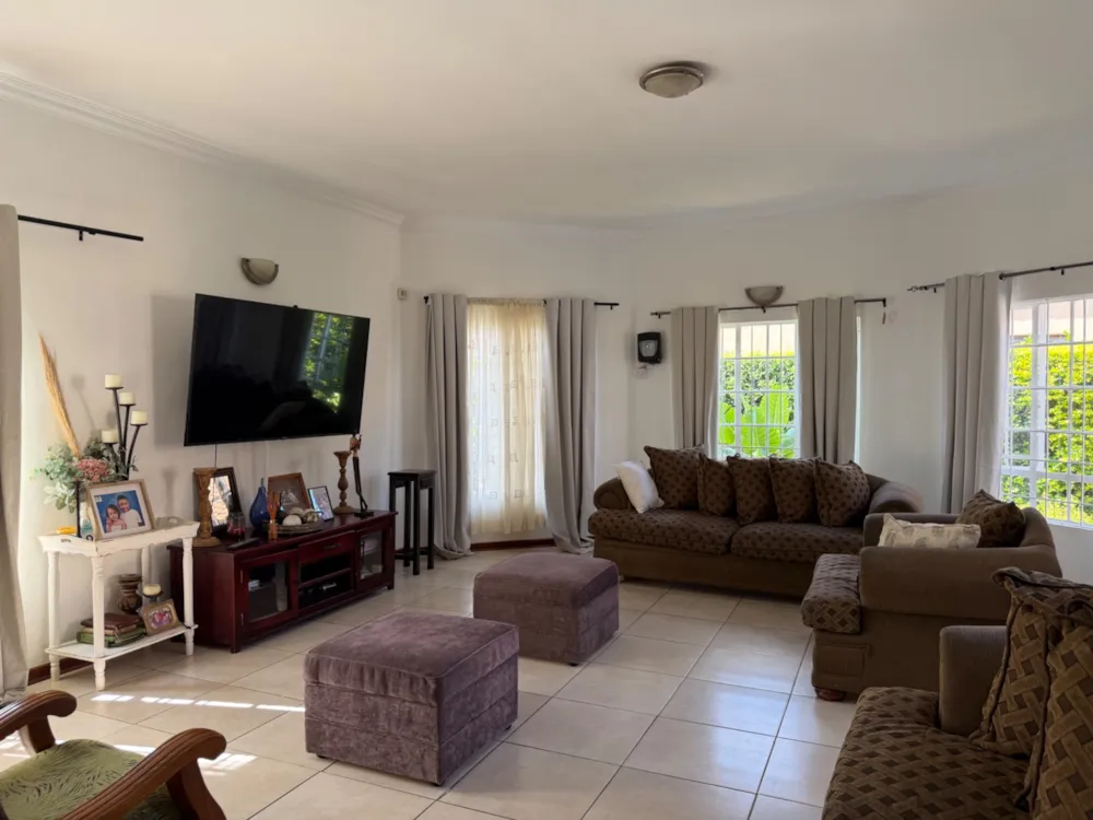 House for sale in Gaborone, Botswana - 3BO1735554 House for sale in Gaborone, Botswana - 3BO1735554