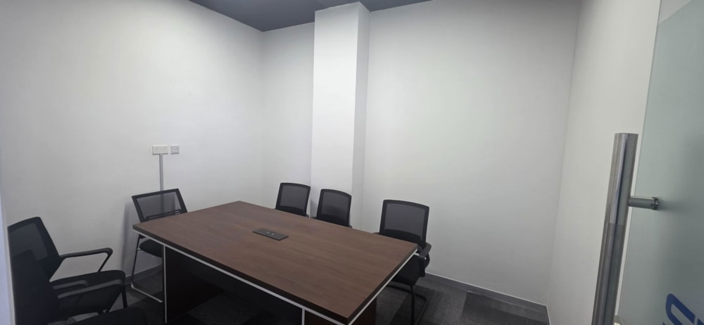 Commercial office for sale in Kilimani, Kenya - 3KE1735561