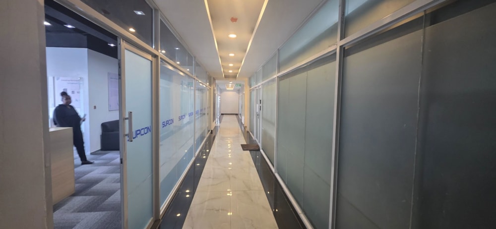 Commercial office for sale in Kilimani, Kenya - 3KE1735561