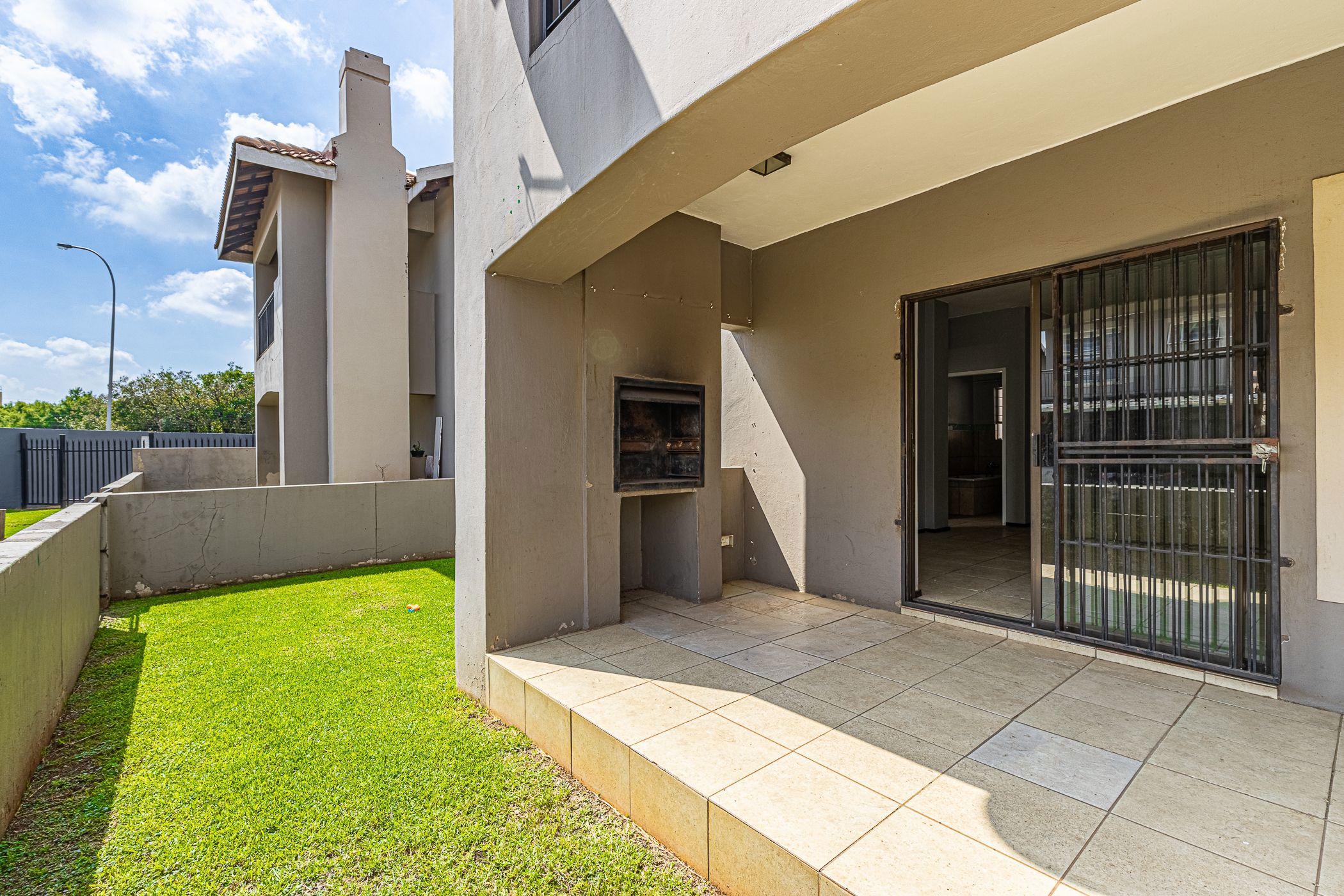 Townhouse for sale in Brenthurst - 1BJ1718402