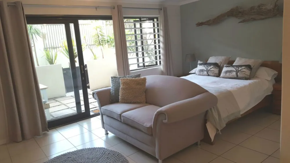 Bachelor apartment sold in Beach Estate - HOB1734289 Bachelor apartment sold in Beach Estate - HOB1734289