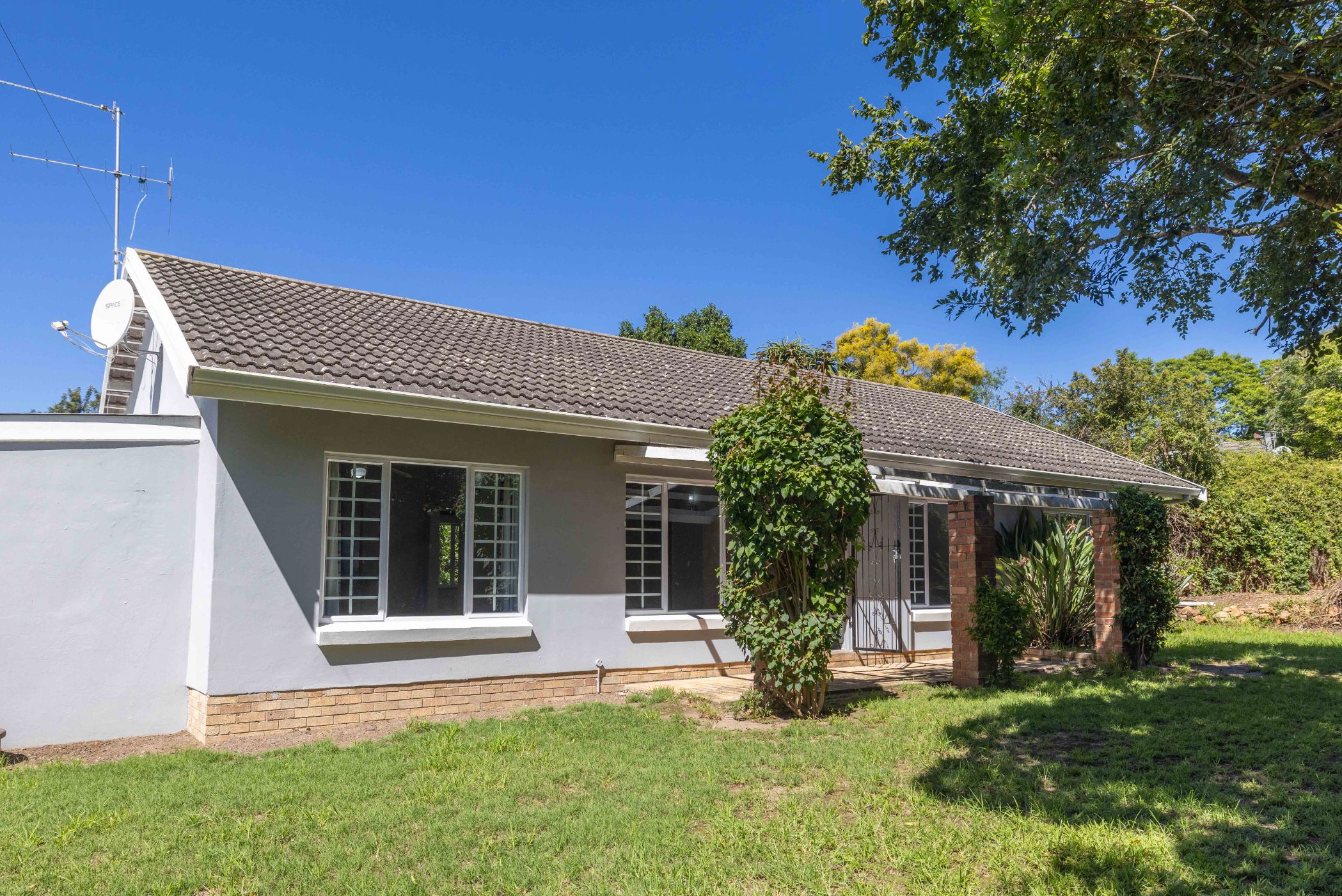Single-storey house for sale in Oatlands, Grahamstown, Makhanda - 1GC1730079