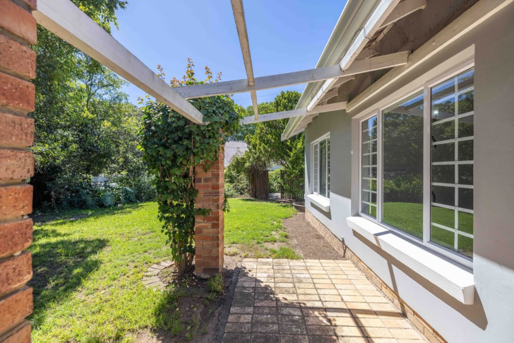 Single-storey house for sale in Oatlands, Grahamstown, Makhanda - 1GC1730079