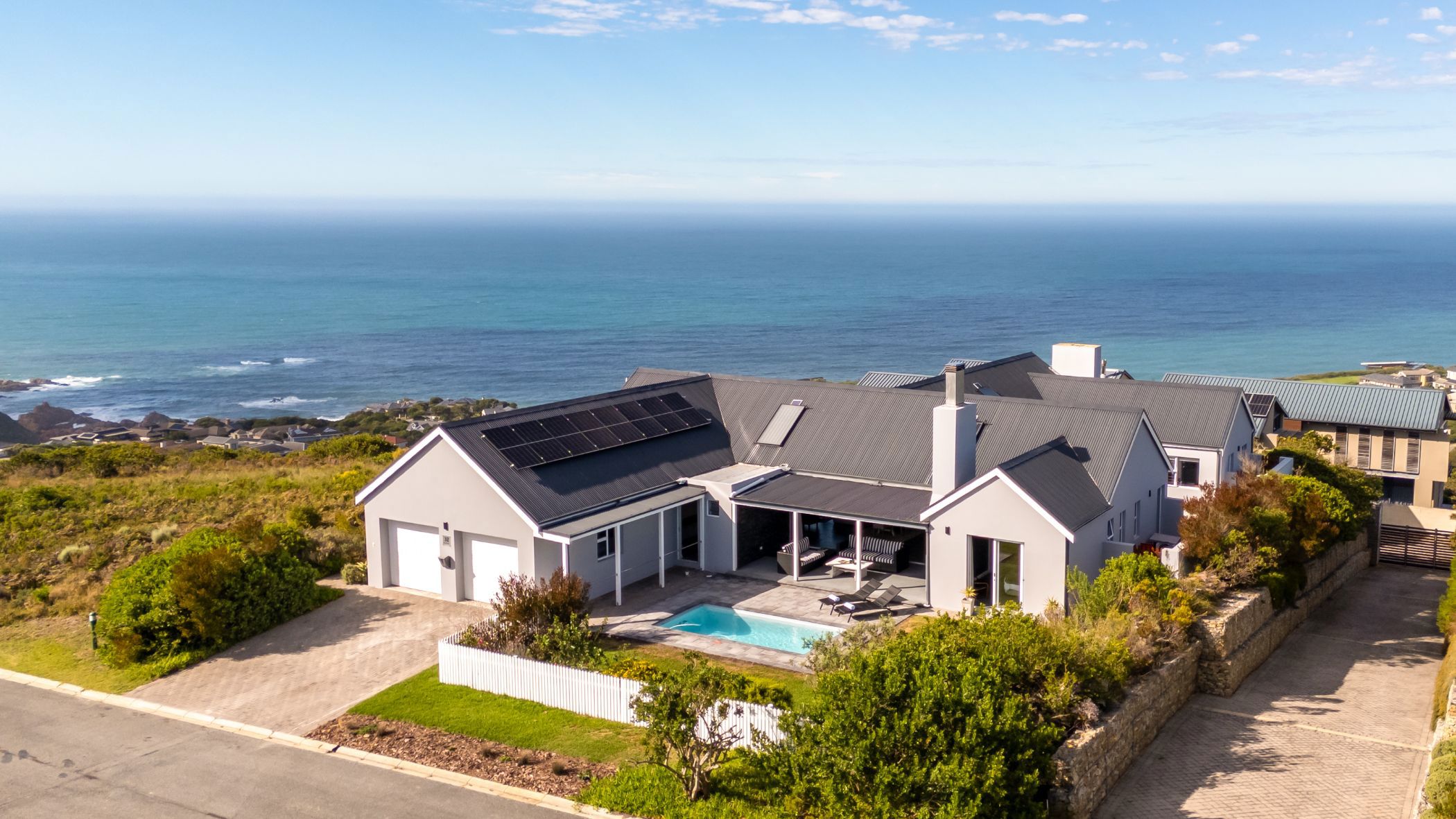 House for sale in Pezula Golf Estate - 1KG1734097