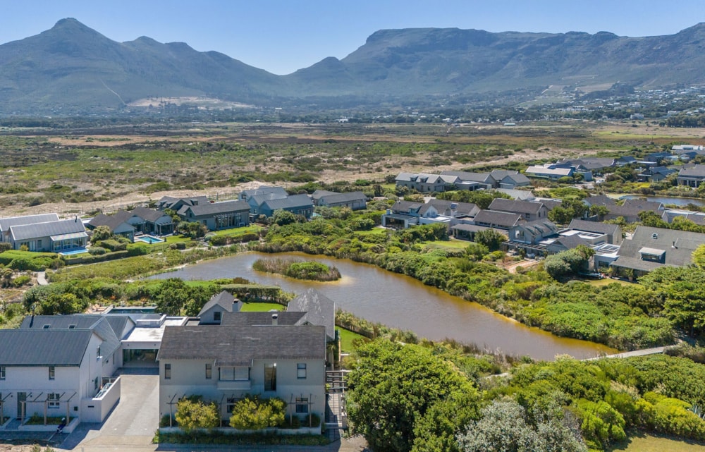 House for sale in Lake Michelle - FH1733743 House for sale in Lake Michelle - FH1733743