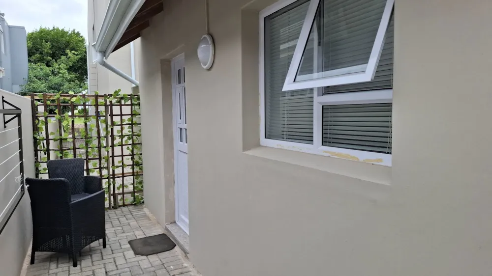 Bachelor apartment to rent in Royal Alfred Marina - 1PF1734673 Bachelor apartment to rent in Royal Alfred Marina - 1PF1734673