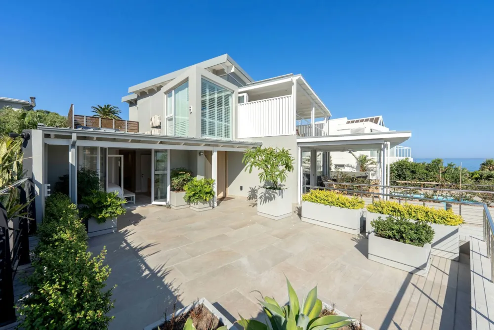 House sold in Camps Bay - AS1732460 House sold in Camps Bay - AS1732460