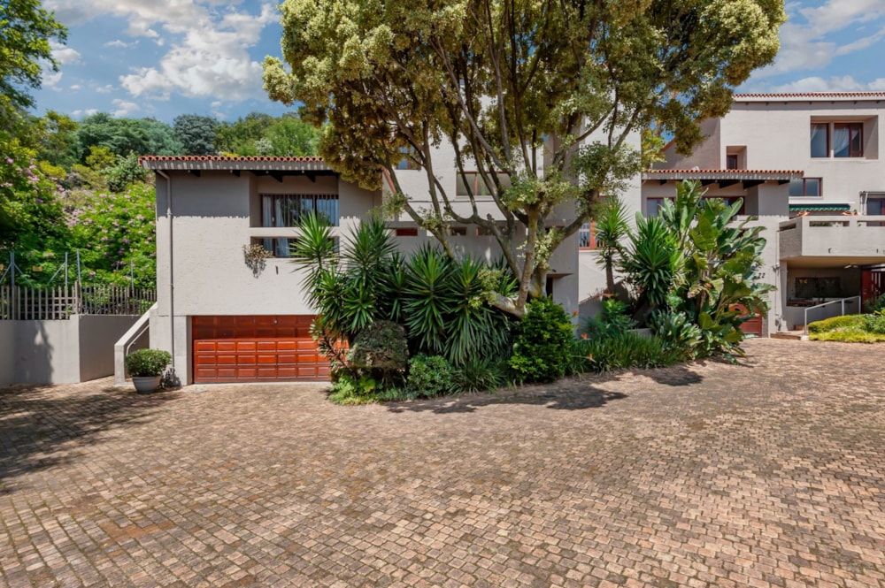 Townhouse for sale in Bedford Park - BED1733817