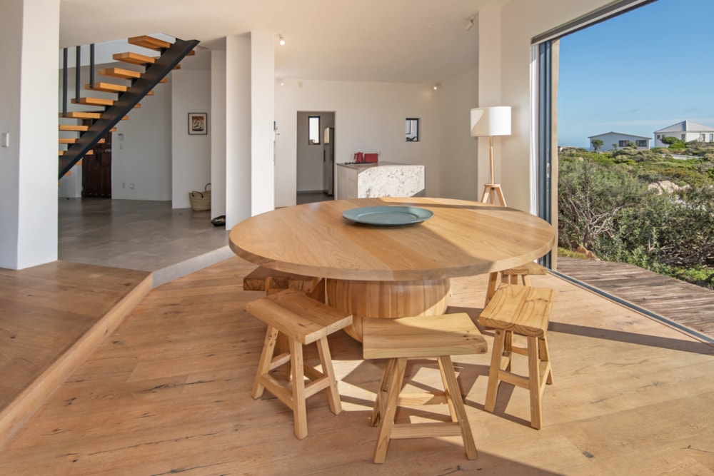 Double-storey house for sale in Pringle Bay - KN1732832