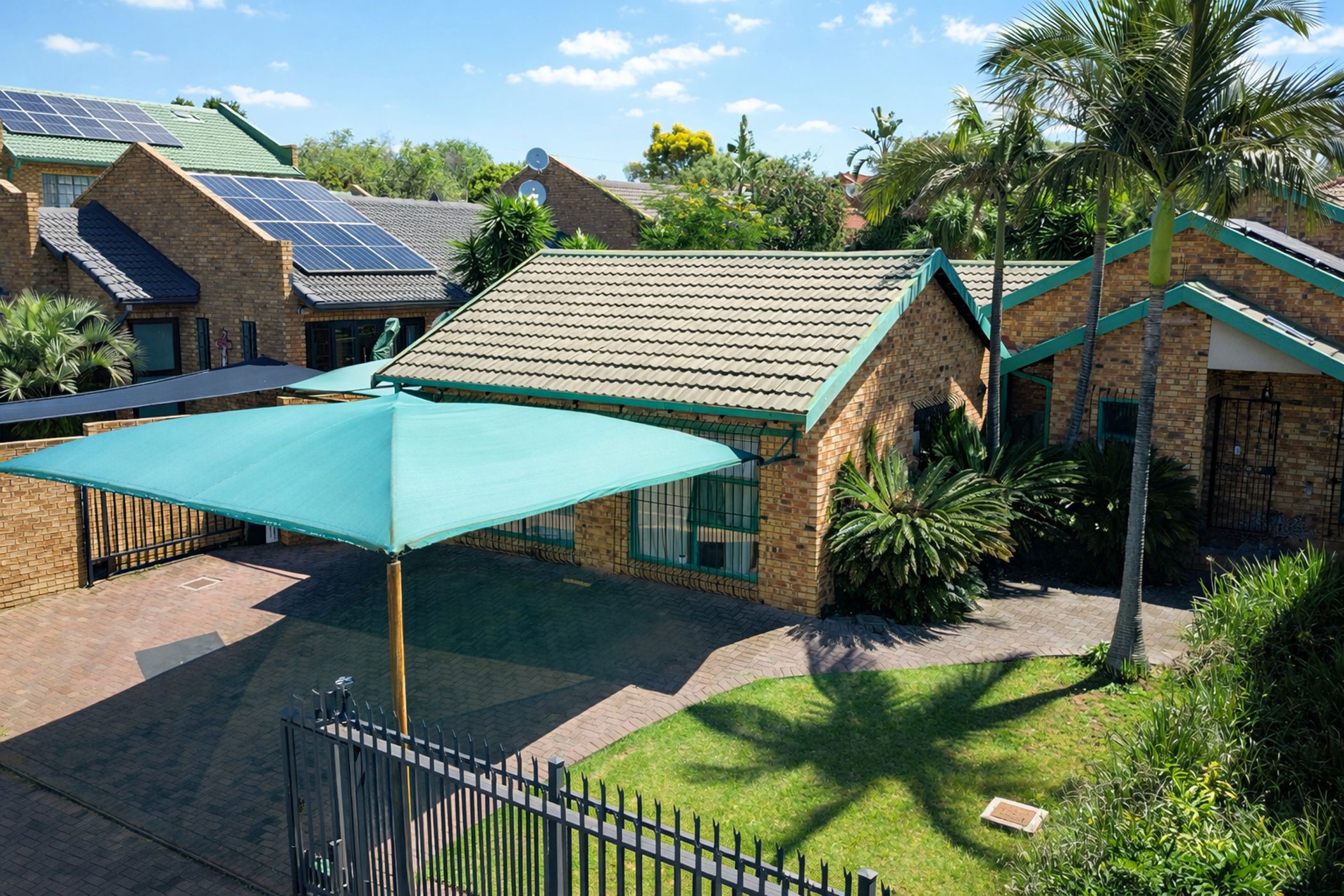 Townhouse for sale in Erasmuskloof - PT1734109