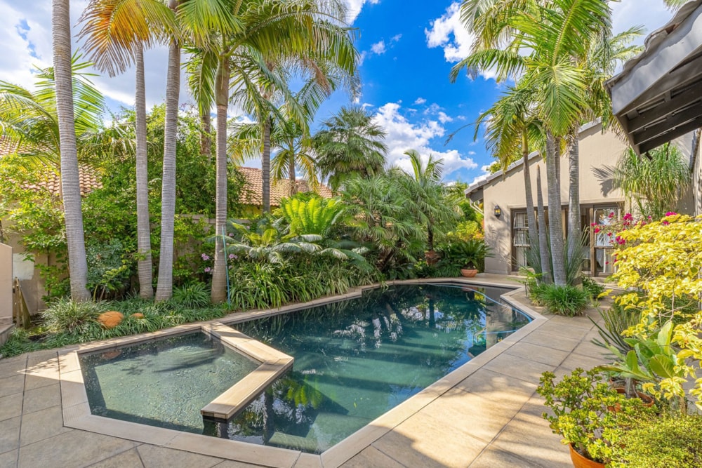 Security estate home for sale in Fourways Gardens - FW1732904