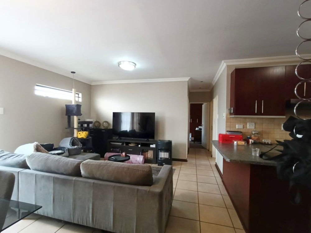 Townhouse to rent in Langenhovenpark - 1BX1733764