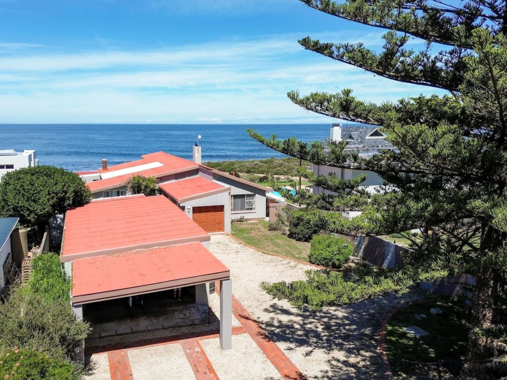 House for sale in Sandbaai - HF1732351