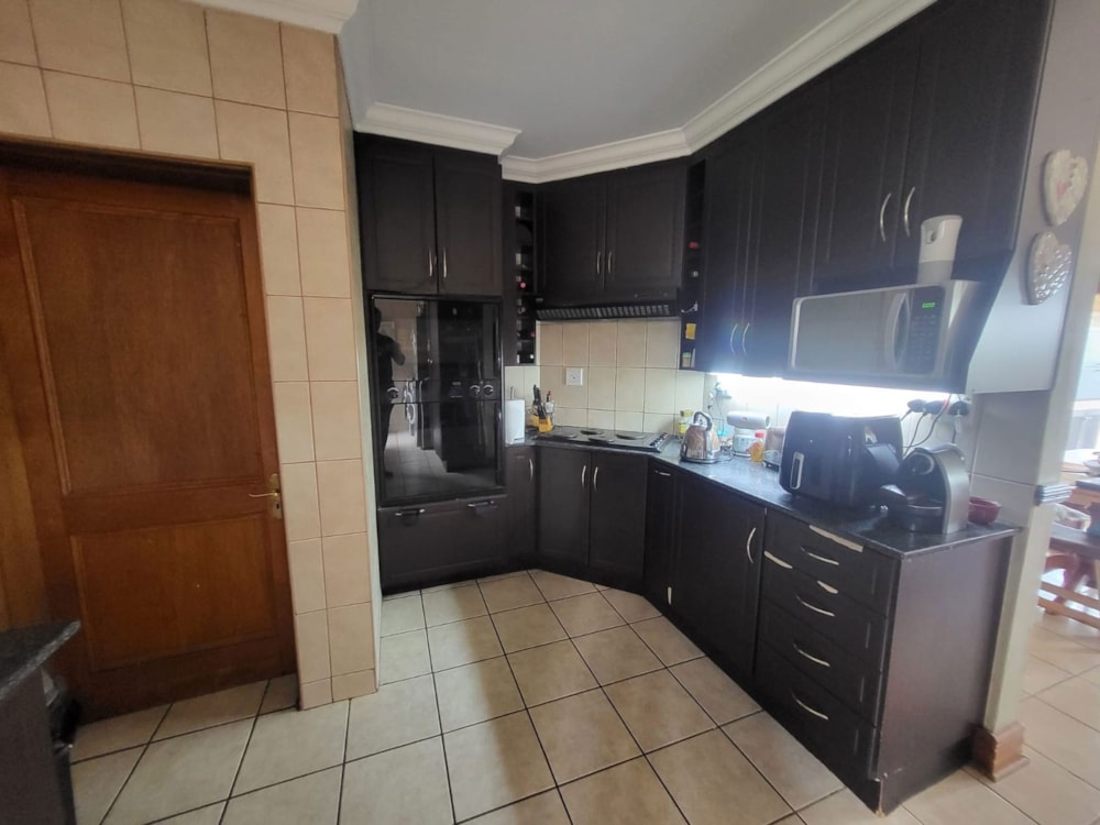 Townhouse for sale in Pentagon Park - 1BX1734036 Townhouse for sale in Pentagon Park - 1BX1734036