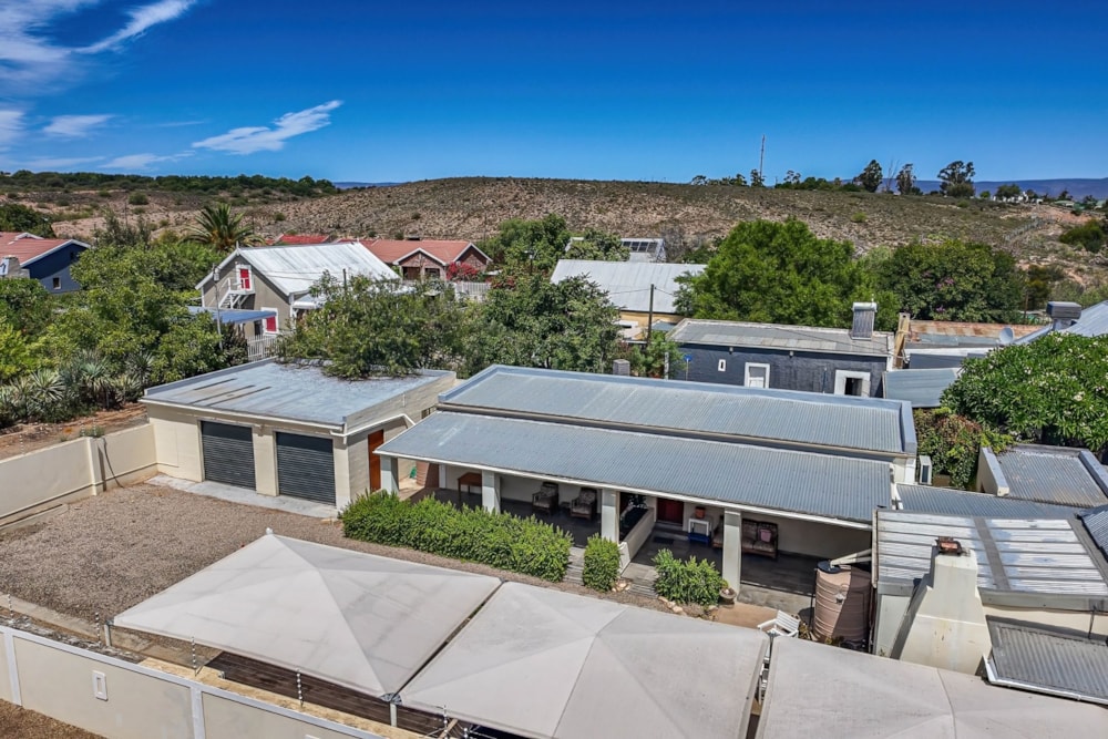 Guesthouse for sale in Calitzdorp - 1OU1736714