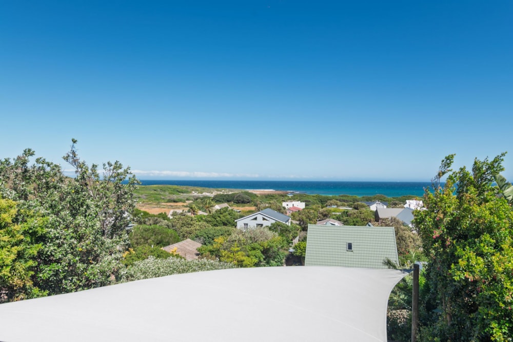 House for sale in Scarborough - FH1733974