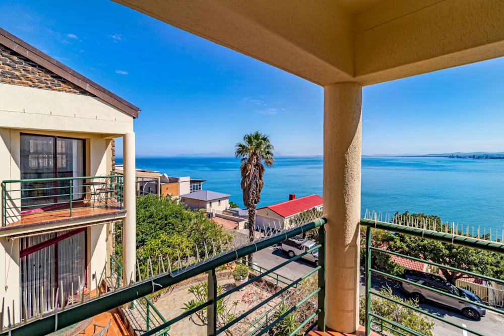 House for sale in Gordons Bay - SW1733014 House for sale in Gordons Bay - SW1733014